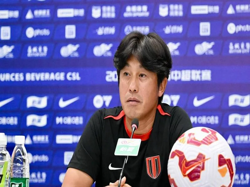 成都蓉城前主帅徐正源近况。和每年假期时一样,徐正...